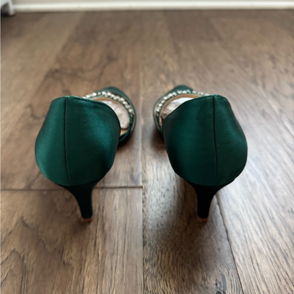 Green Heels with dazzle - Picture 5 of 8